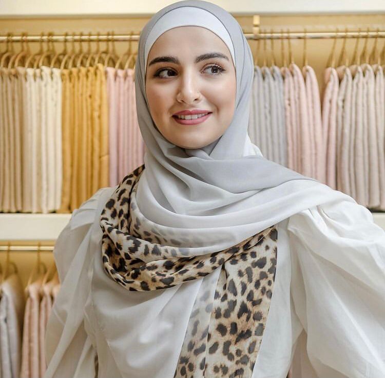 حجاب كريب طباعة تايغر التقى.