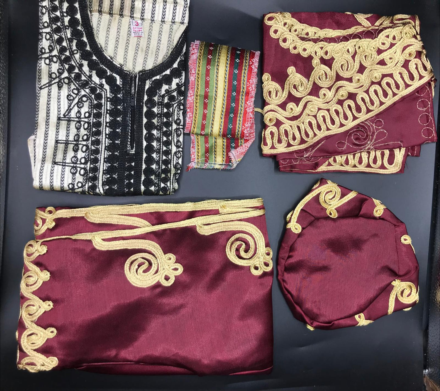 طقم اطفال باب الحارة